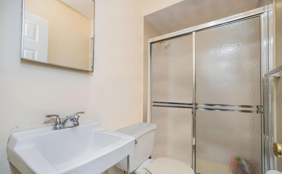 32 Kelly Boulevard, Staten  Island, New York, 10314 image 19
