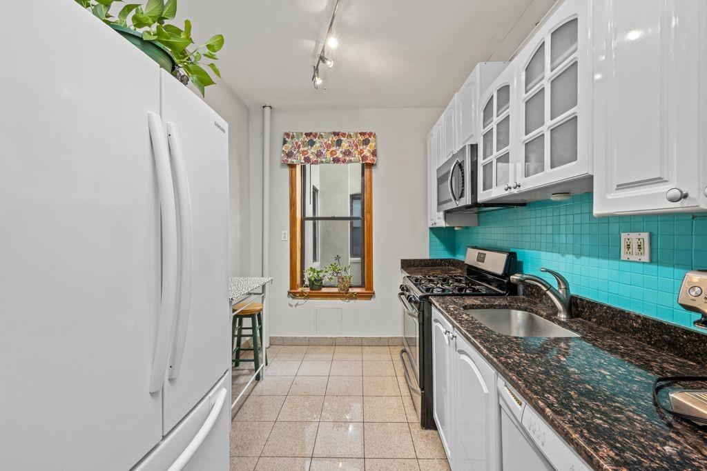 7609 4th Avenue D9 Image 4