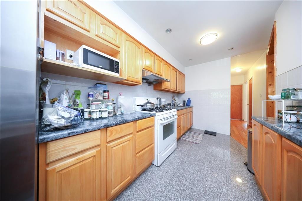 2366 East 29th Street, Brooklyn, New York, 11229