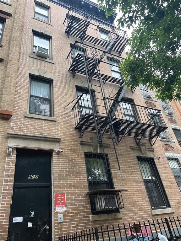 537 56th Street, Brooklyn, New York, 11220