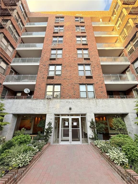 9511 Shore Road 617, Brooklyn, New York, 11209