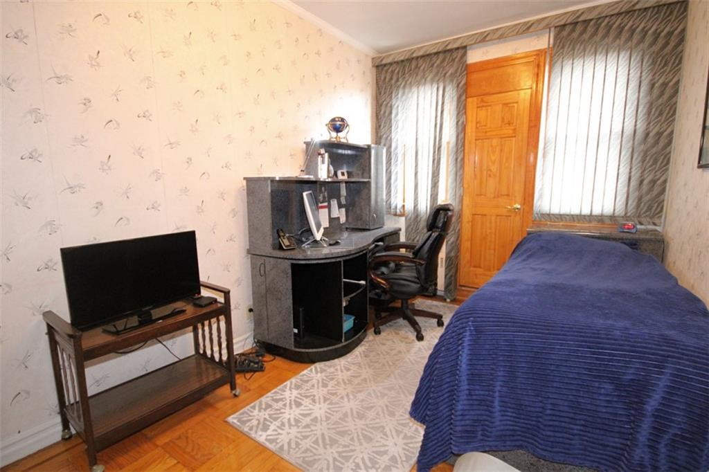 119 Langham Street, Brooklyn, New York, 11235 image 16