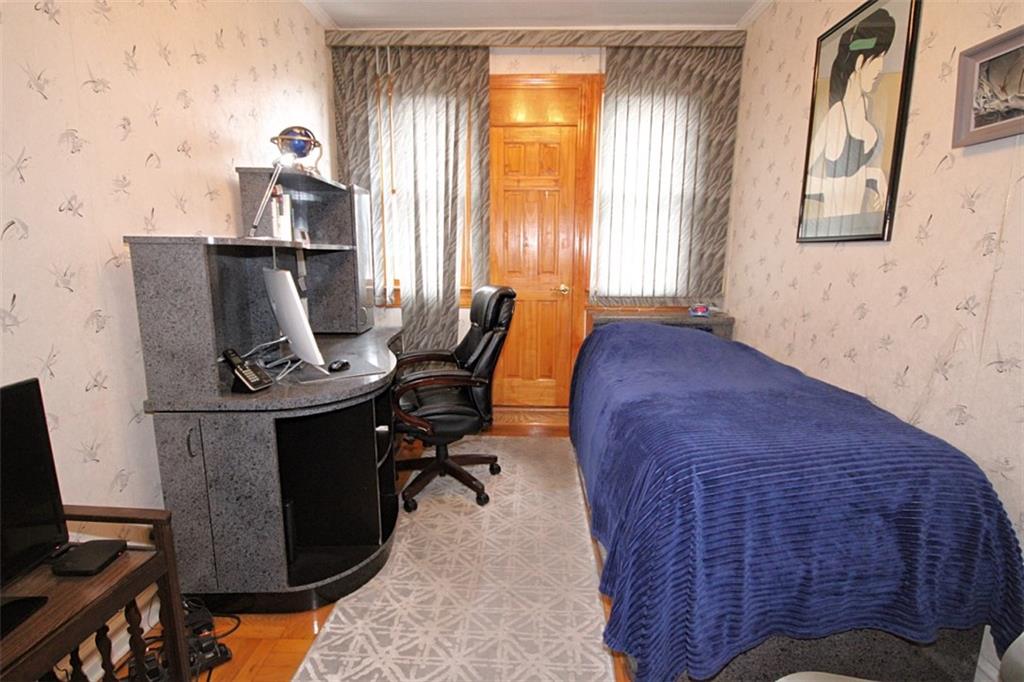 119 Langham Street, Brooklyn, New York, 11235 image 17