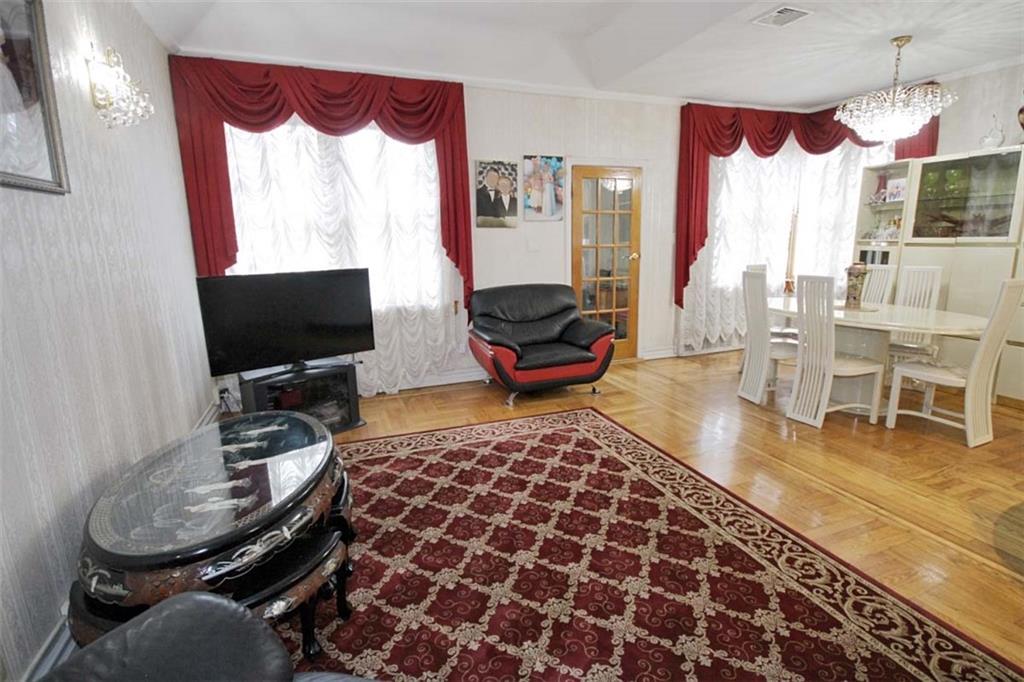 119 Langham Street, Brooklyn, New York, 11235 image 29