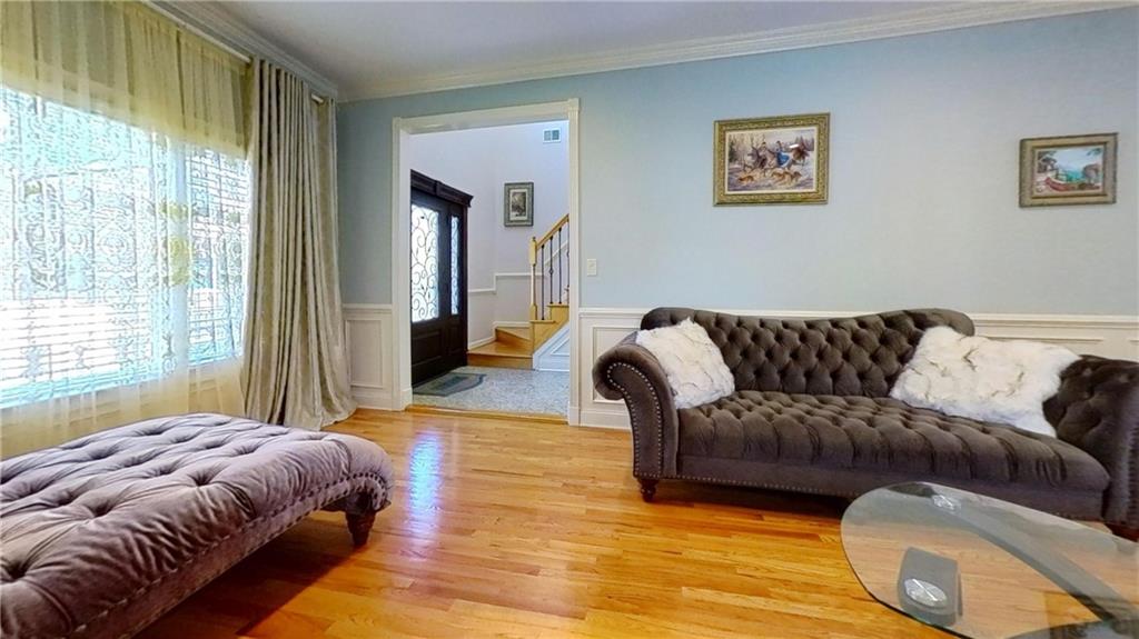 44 Comfort Court, Staten  Island, New York, 10312 image 9