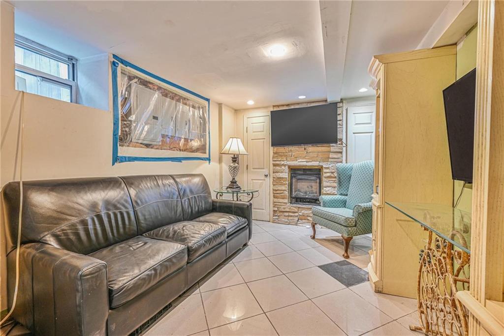 272 77th Street, Brooklyn, New York, 11209 image 17