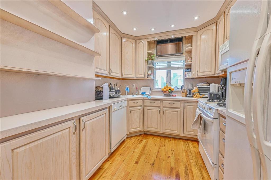 272 77th Street, Brooklyn, New York, 11209 image 9