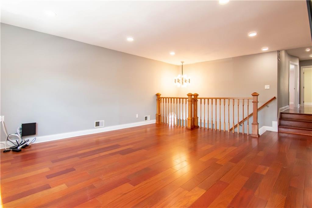 88 Radford Street, Staten  Island, New York, 10314 image 17