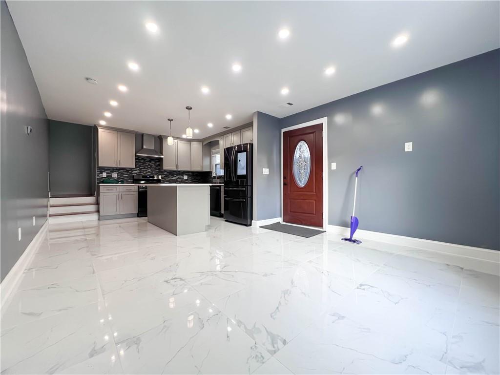 88 Radford Street, Staten  Island, New York, 10314