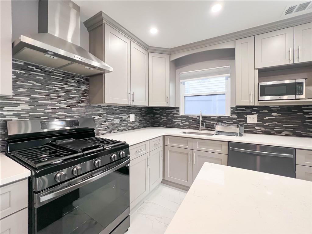 88 Radford Street, Staten  Island, New York, 10314