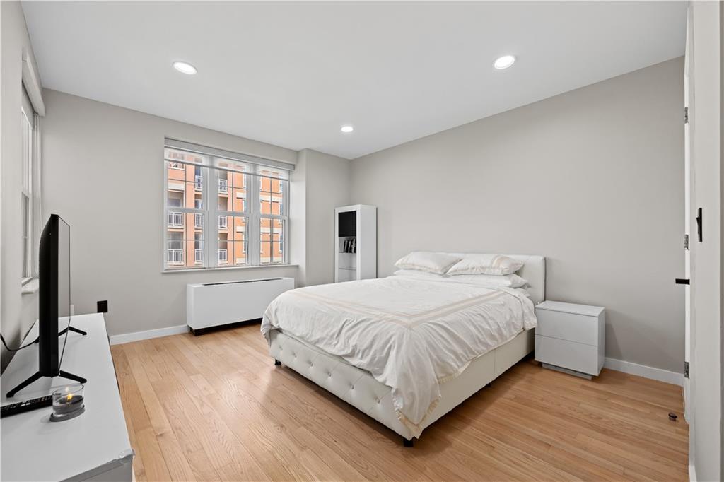 150 Oceana Drive 4B, Brooklyn, New York, 11235 image 15