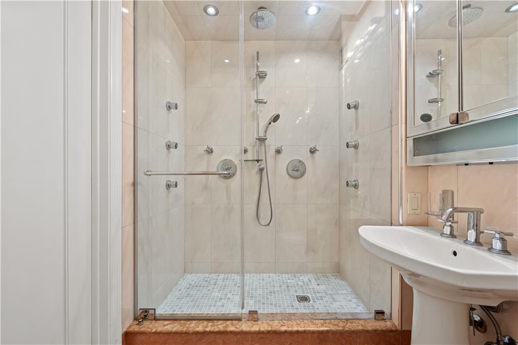 150 Oceana Drive 4B, Brooklyn, New York, 11235 image 19