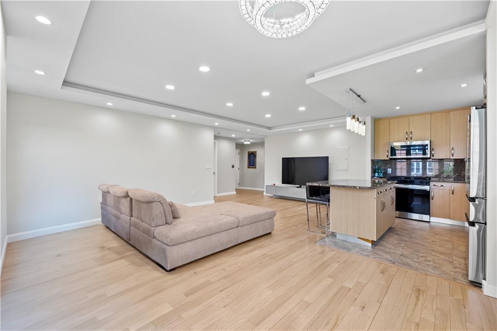 150 Oceana Drive 4B, Brooklyn, New York, 11235 image 6