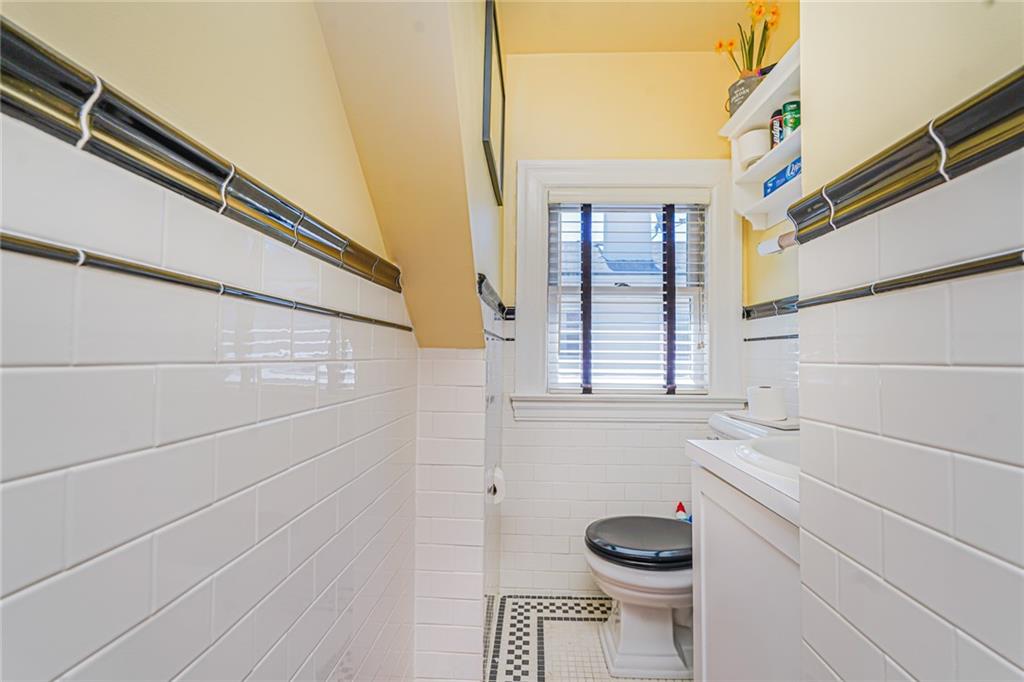 152 76th Street, Brooklyn, New York, 11209 image 16