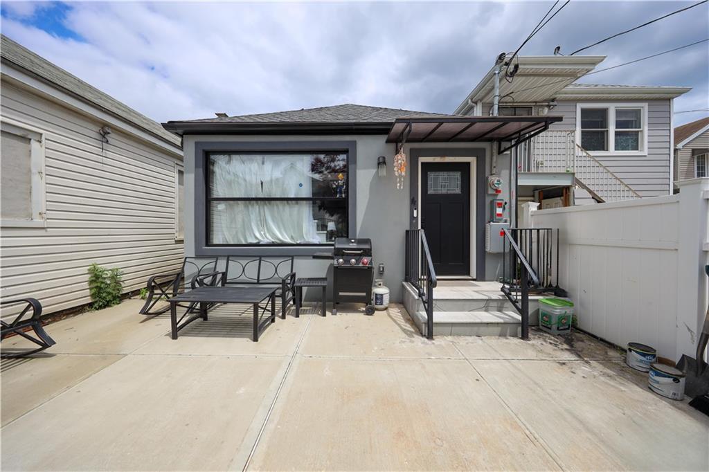 4 Lake Avenue, Brooklyn, New York, 11235