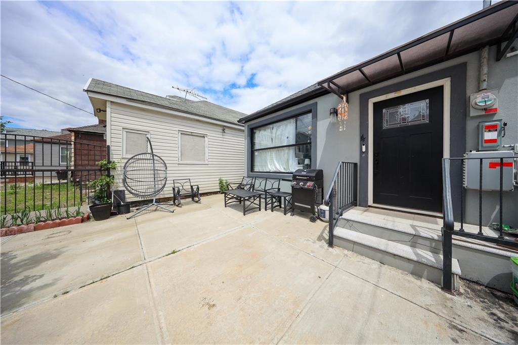 4 Lake Avenue, Brooklyn, New York, 11235