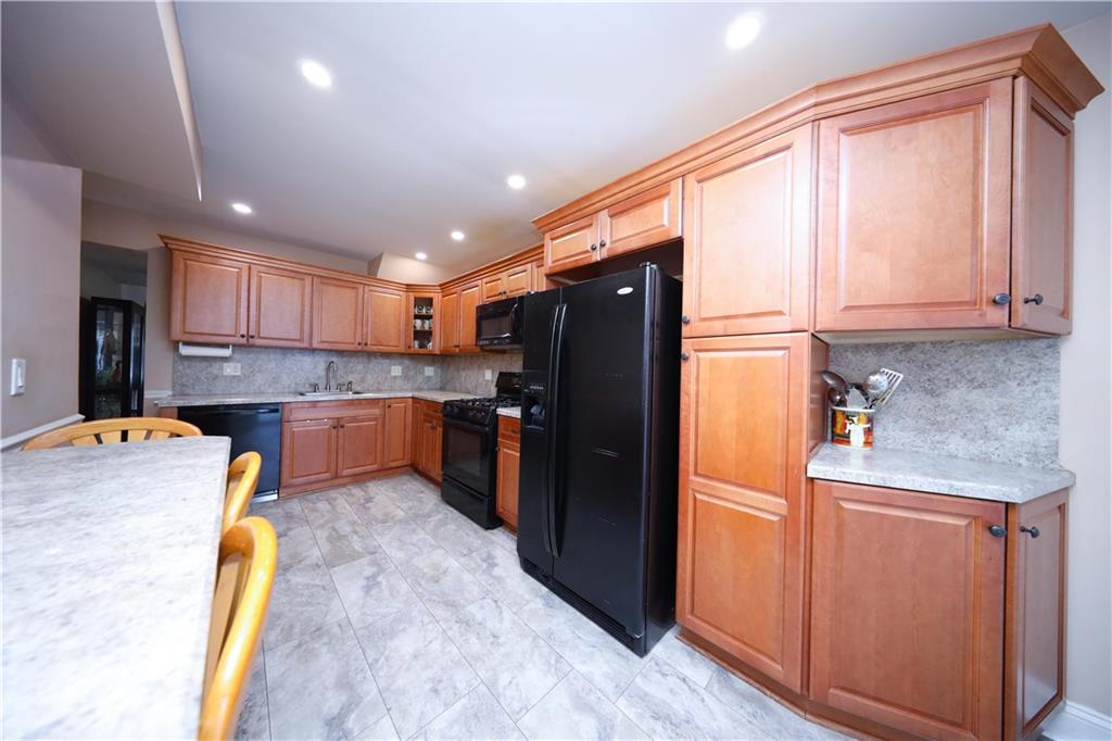 177 Russek Drive 1, Staten  Island, New York, 10312 image 9