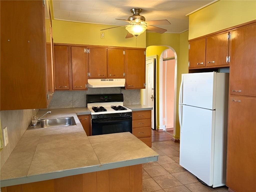 2315 East 17th Street, Brooklyn, New York, 11229