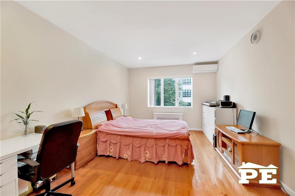 2077 Hendrickson Street, Brooklyn, New York, 11234 image 14