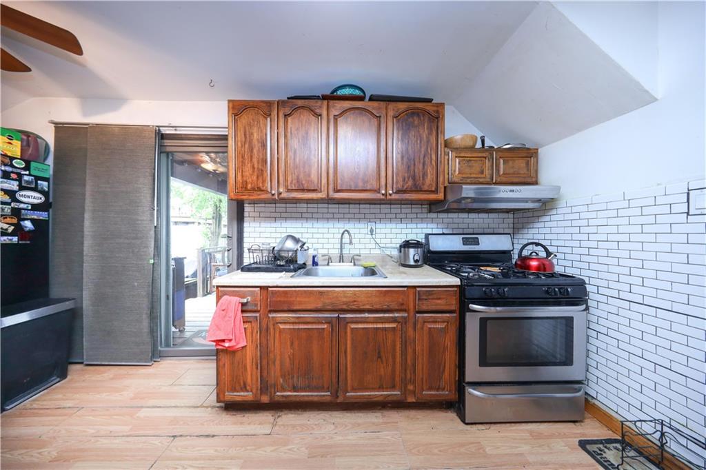 24 Keen Court, Brooklyn, New York, 11229 image 16