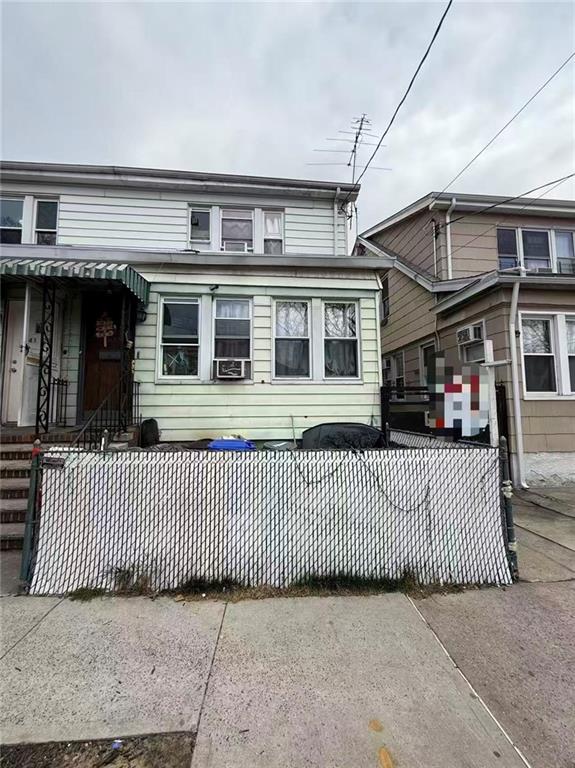 4131 95th Street Image 3