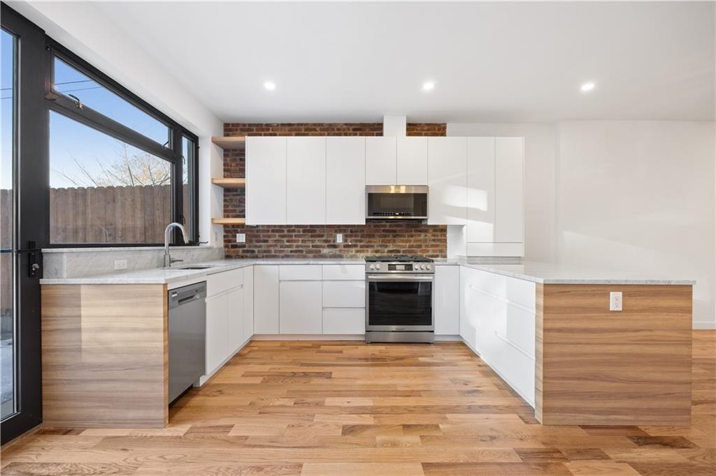 515A 17th Street, Brooklyn, New York, 11215 image 12