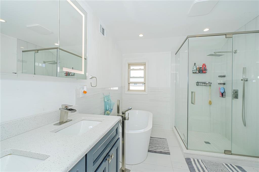 4 Lisa Lane, Staten  Island, New York, 10312 image 27