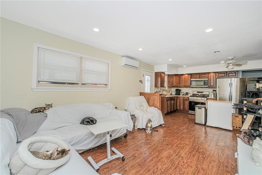 4 Lisa Lane, Staten  Island, New York, 10312 image 35