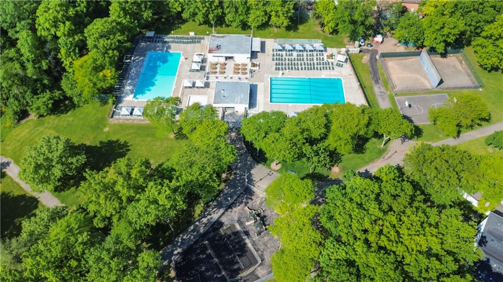203 Dover Green, Staten  Island, New York, 10312 image 27