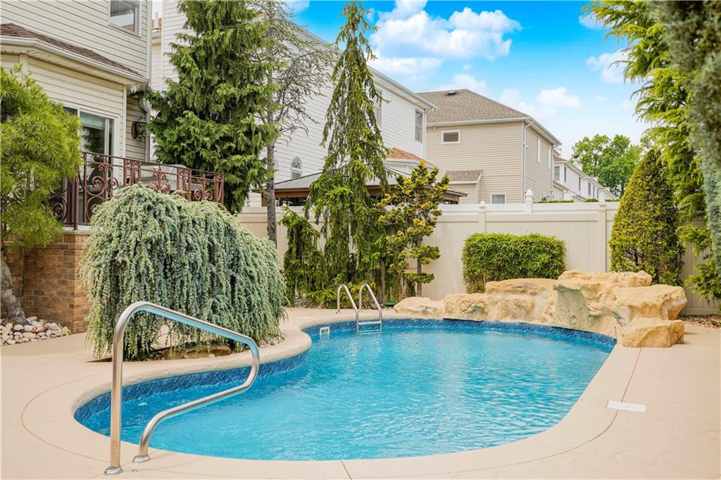 237 Swinnerton Street, Staten  Island, New York, 10307 image 39