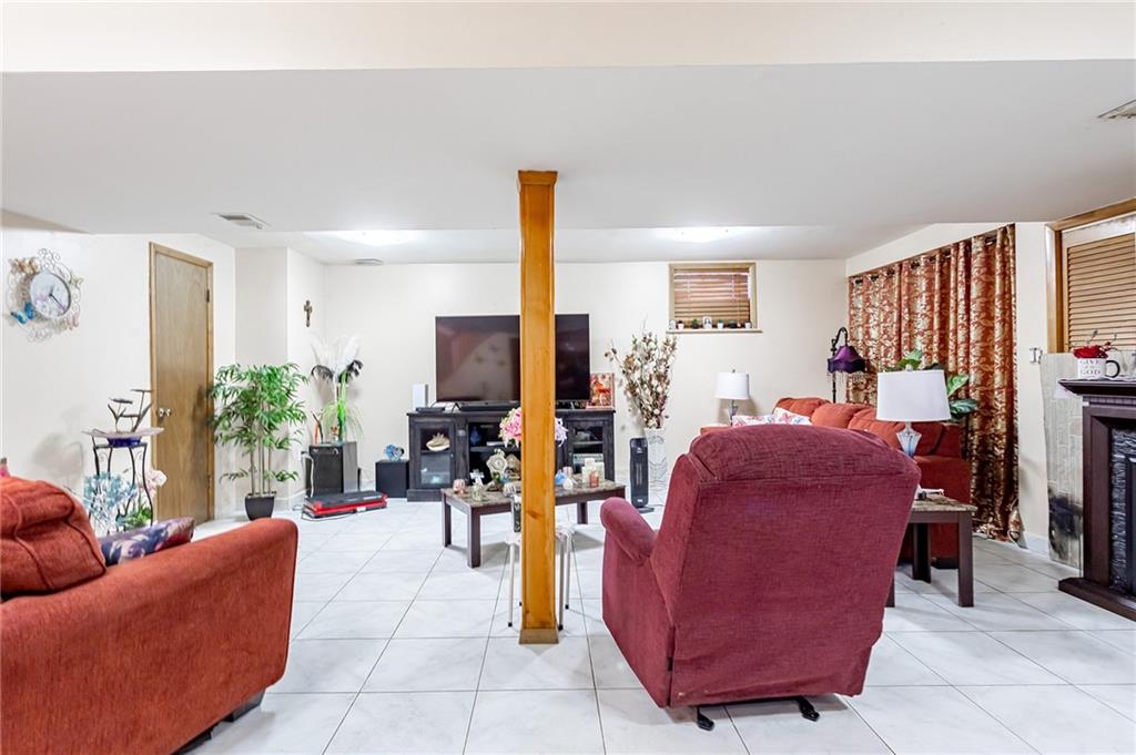 27 Bascom Place, Staten  Island, New York, 10314 image 13