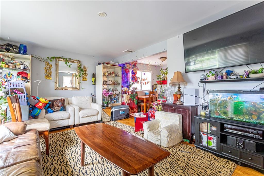 27 Bascom Place, Staten  Island, New York, 10314 image 6