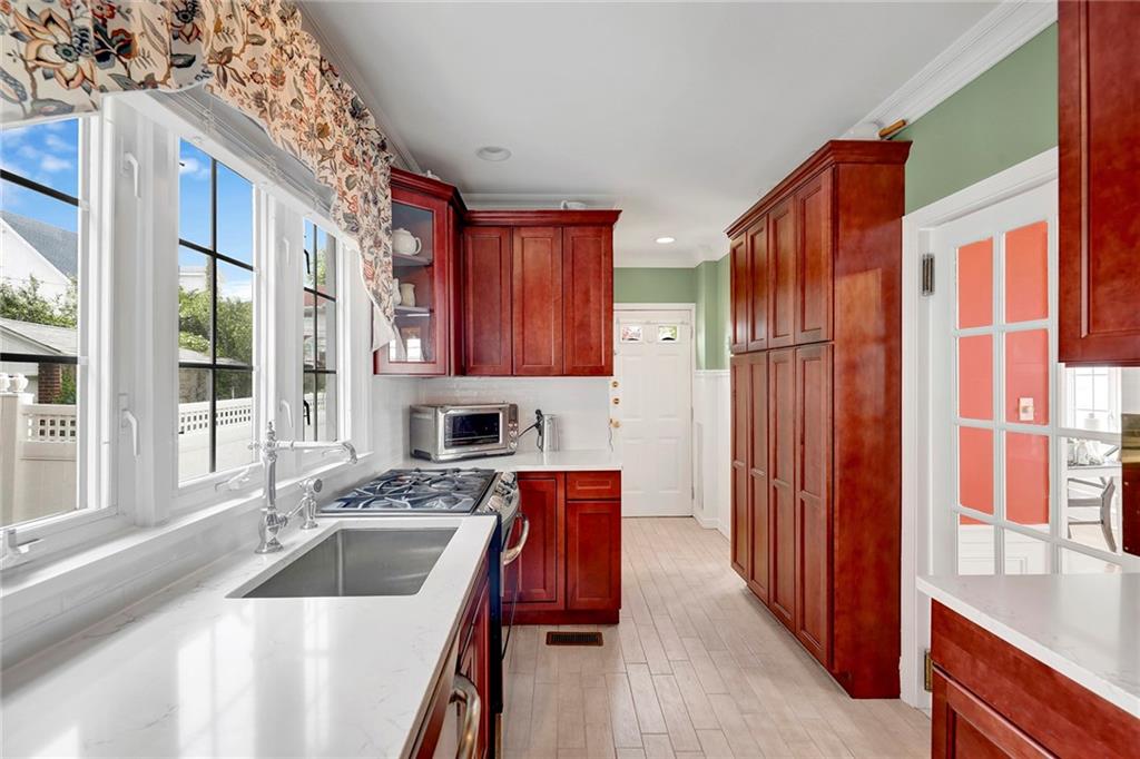 38 87th Street, Brooklyn, New York, 11209 image 15