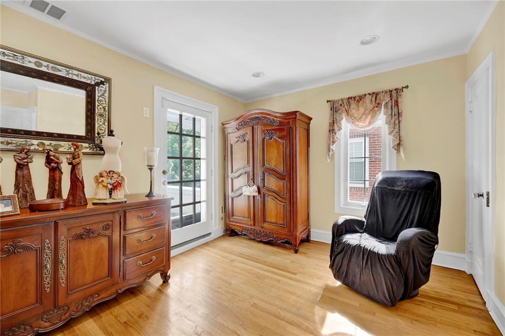 38 87th Street, Brooklyn, New York, 11209 image 32