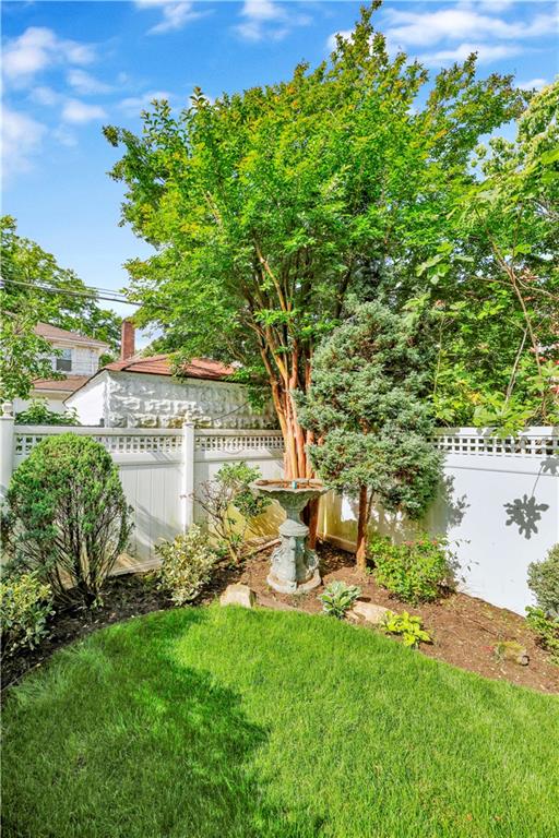 38 87th Street, Brooklyn, New York, 11209 image 42