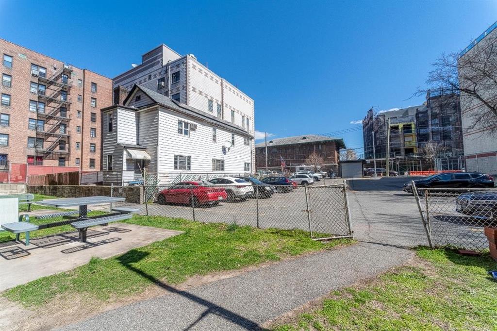 2727 Ocean Parkway F24, Brooklyn, New York, 11235 image 11