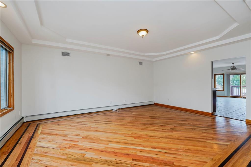 30 Carlton Court, Staten  Island, New York, 10312 image 18