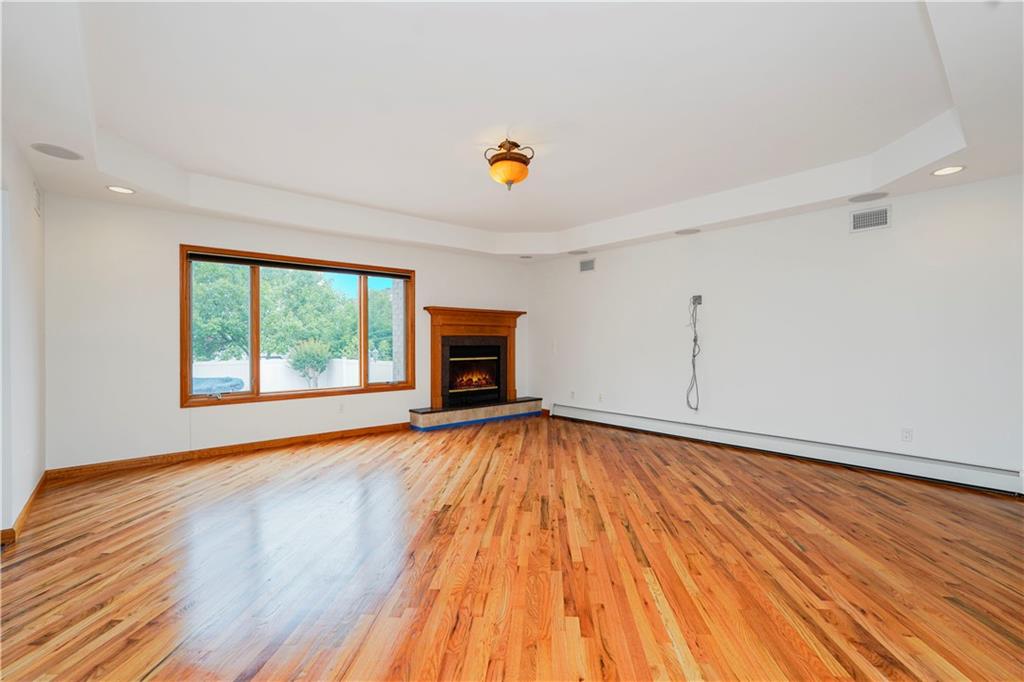 30 Carlton Court, Staten  Island, New York, 10312 image 22