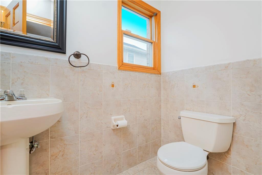 30 Carlton Court, Staten  Island, New York, 10312 image 25