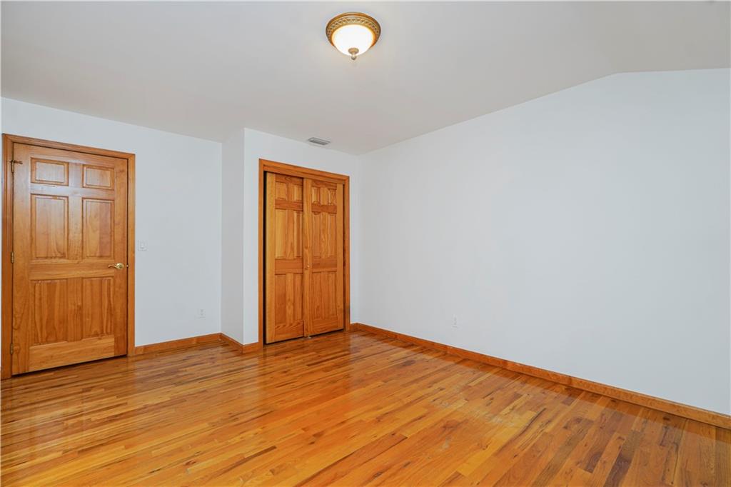 30 Carlton Court, Staten  Island, New York, 10312 image 32