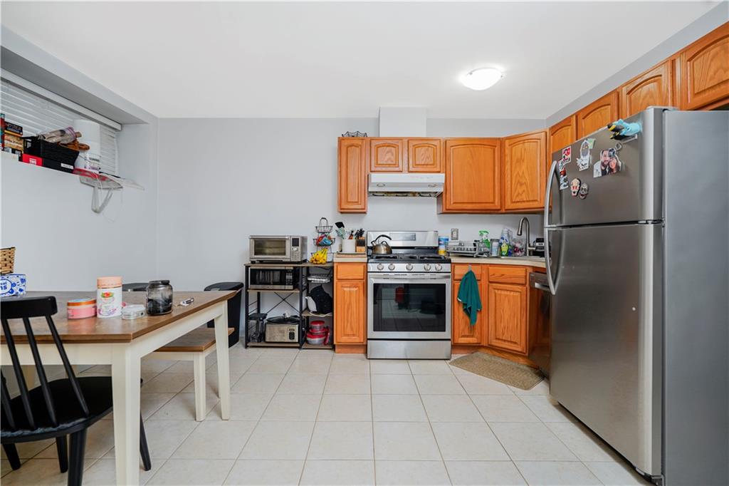 30 Carlton Court, Staten  Island, New York, 10312 image 40