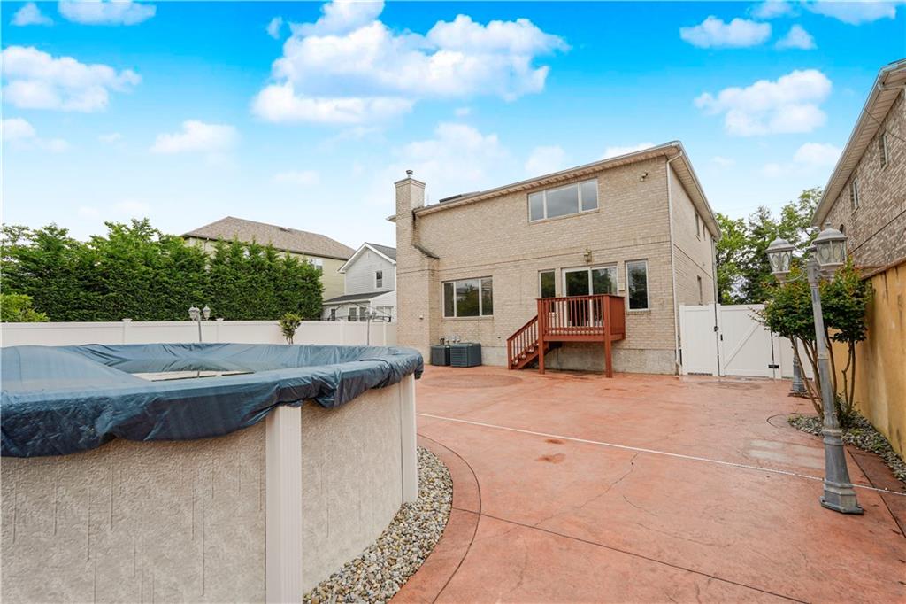 30 Carlton Court, Staten  Island, New York, 10312 image 44