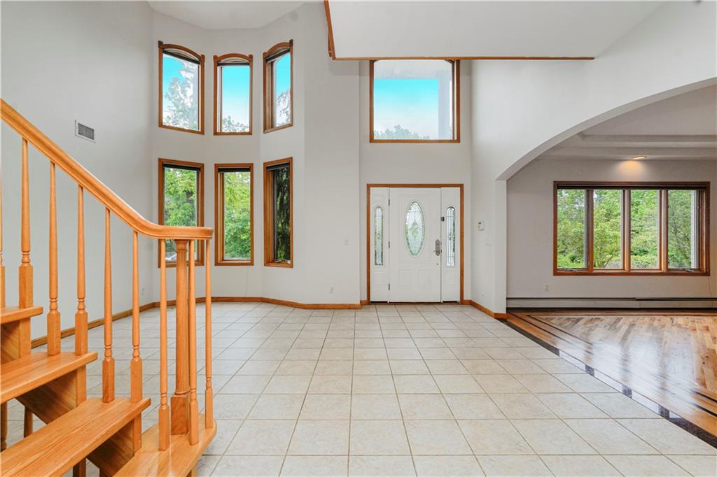 30 Carlton Court, Staten  Island, New York, 10312 image 7