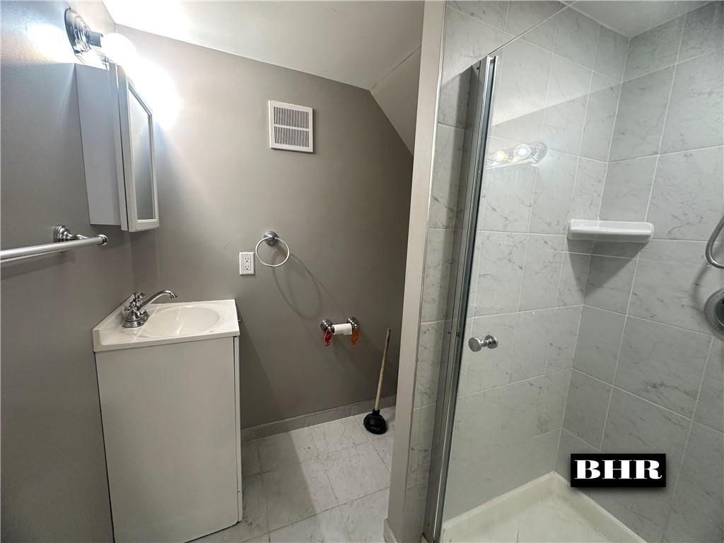 16 Aster Court, Brooklyn, New York, 11229 image 11