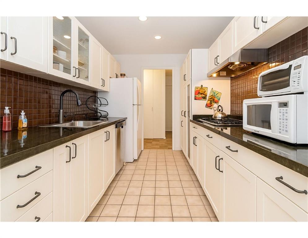 40 Brighton First Road 12H, Brooklyn, New York, 11235 image 7