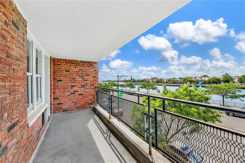1625 Emmons Avenue 2E, Brooklyn, New York, 11235 image 25