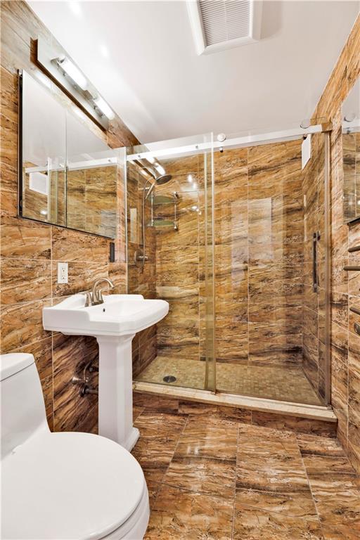 1625 Emmons Avenue 2E, Brooklyn, New York, 11235 image 7