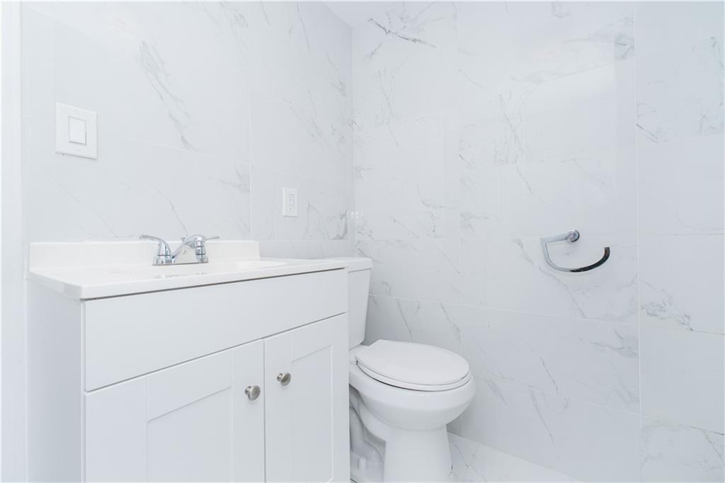3553 Hylan Boulevard, Staten  Island, New York, 10308 image 24