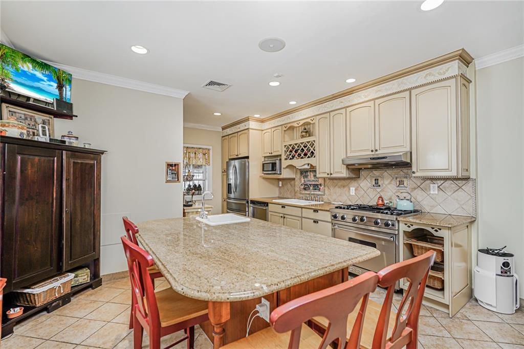 126 87th Street, Brooklyn, New York, 11209 image 13