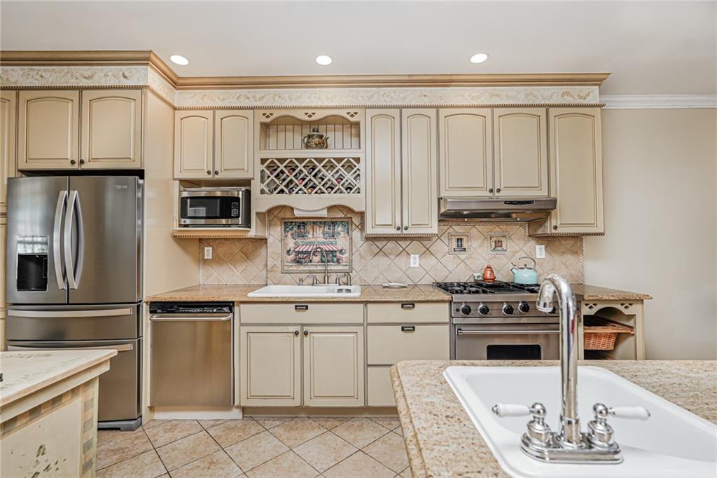126 87th Street, Brooklyn, New York, 11209 image 14